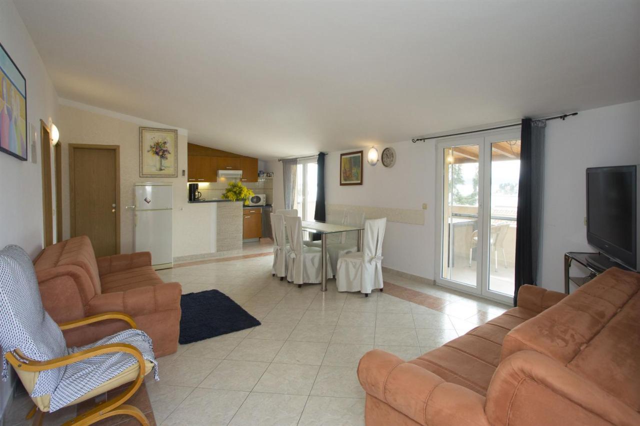 Apartments Gudelj Trogir Exterior photo