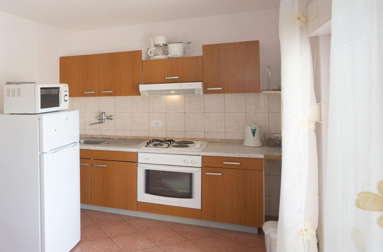 Apartments Gudelj Trogir Exterior photo