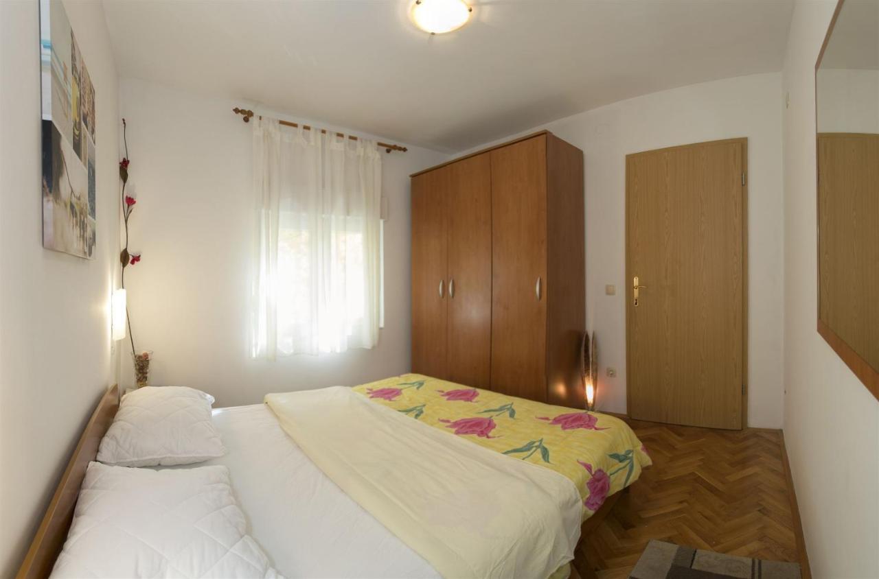 Apartments Gudelj Trogir Exterior photo