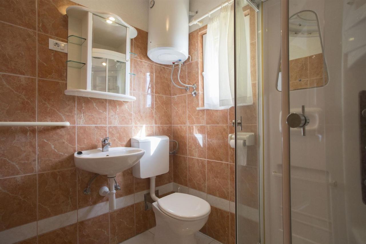 Apartments Gudelj Trogir Exterior photo
