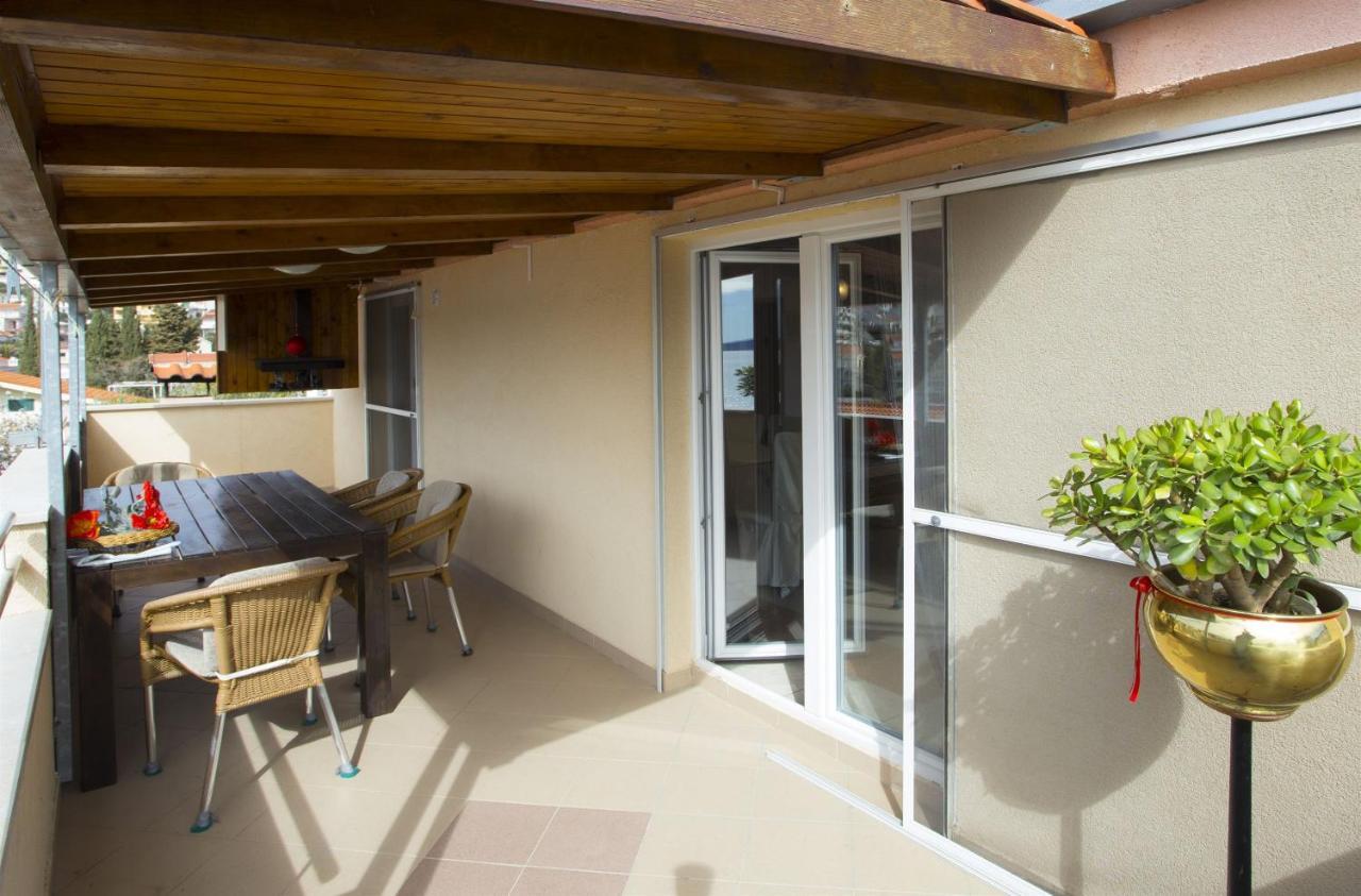 Apartments Gudelj Trogir Exterior photo