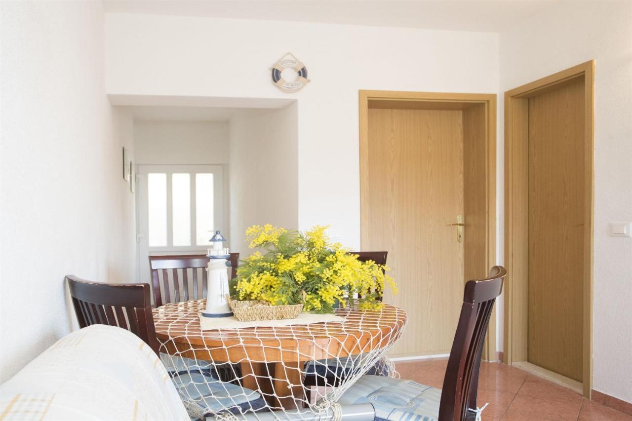 Apartments Gudelj Trogir Exterior photo