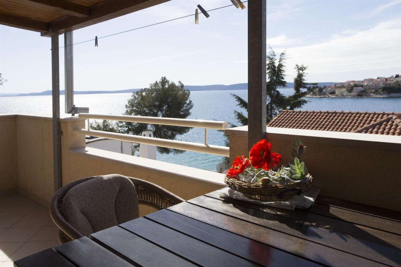 Apartments Gudelj Trogir Exterior photo