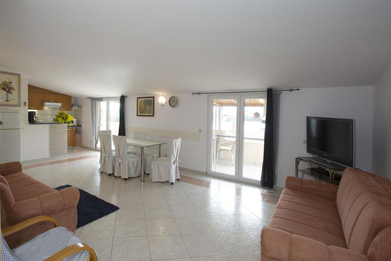 Apartments Gudelj Trogir Exterior photo